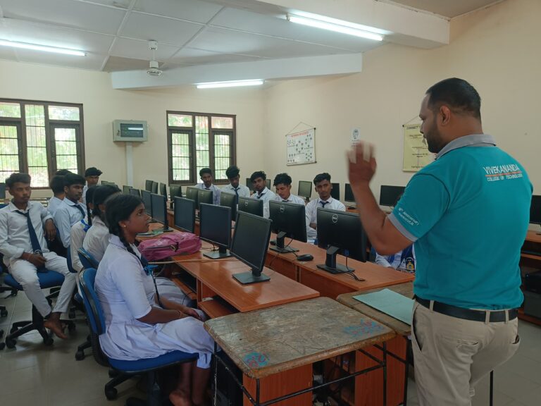 உயர்தர மாணவர்களுக்கான தகவல் தொடர்பாடல் தொழில்நுட்ப விழிப்புணர்வு செயலமர்வு