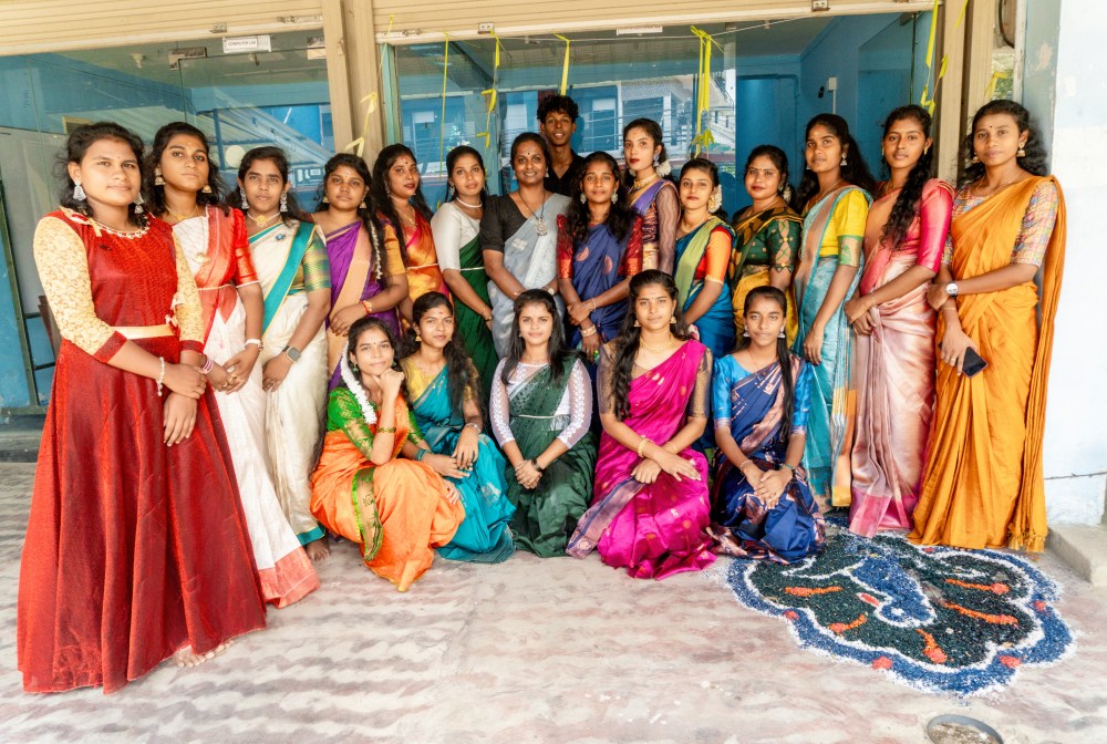 விவேகானந்த தொழில்நுட்பவியல் கல்லூரி கொம்மாதுறை கிளையில் நடைபெற்ற வாணி விழா