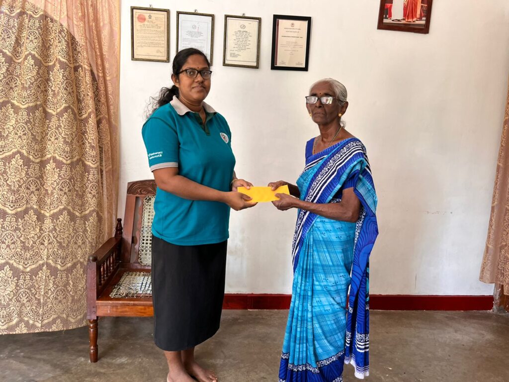 New Clothes Distributed to a Children’s Home to Mark Thai Festival
