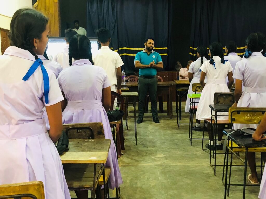 வந்தாறுமூலை மத்திய மகா வித்தியாலயத்தில் நடைபெற்ற தொழில் வழிகாட்டல் நிகழ்வு