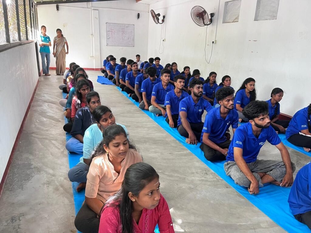 கல்லூரியில் நடைபெற்ற தியானத்துடன் இணைந்த மூச்சுப் பயிற்சி