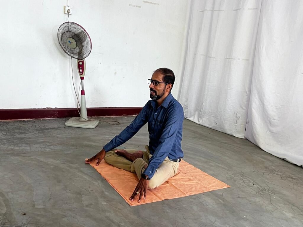 கல்லூரியில் நடைபெற்ற தியானத்துடன் இணைந்த மூச்சுப் பயிற்சி