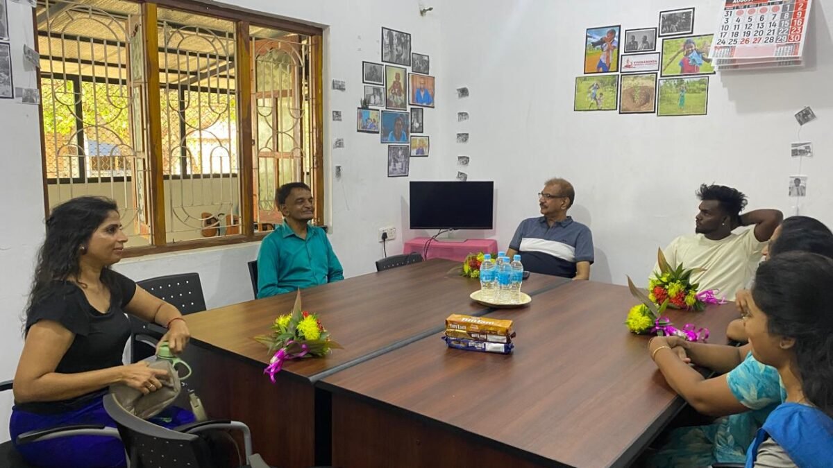 விவேகானந்த தொழில்நுட்பவியல் கல்லூரிக்கு விஜயம் மேற்கொண்ட நன்கொடையாளர்கள்