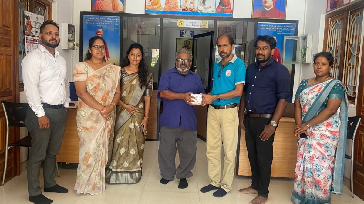 அமெரிக்க புளோரிடா இலங்கைத் தமிழ் மன்றத் தலைவர் VCOT வளாகங்களுக்கு கள விஜயம்